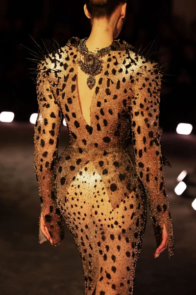 Look 26